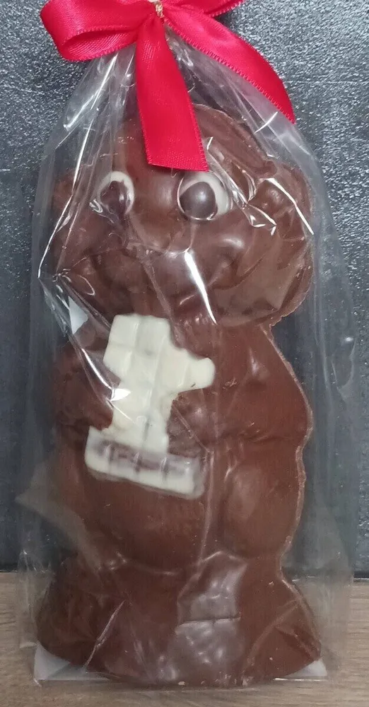Moulage au chocolat au lait décoré