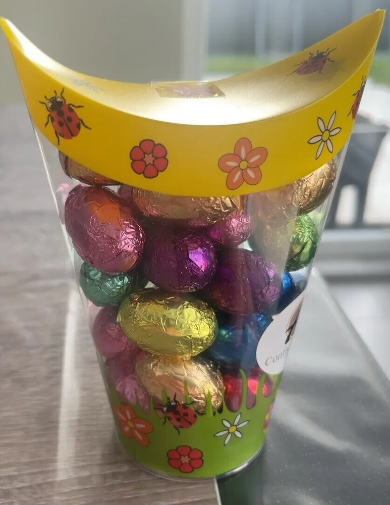 Boite oeufs pralines extra