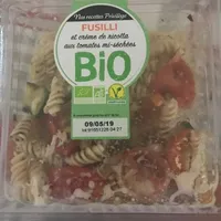 Fusil et crème de ricotta aux tomates mi-sechées