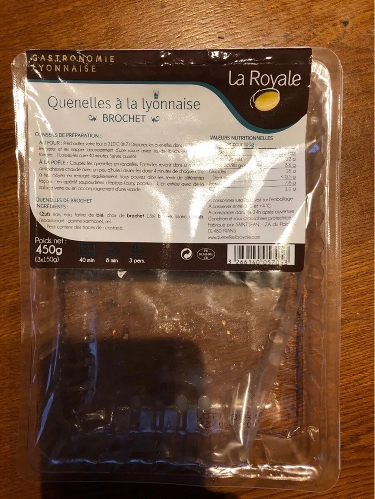 Quenelles à la lyonnaise