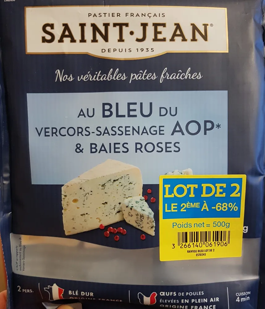 Pâtes fraîches au au bleu du Vercors-Sassenage AOP & baies roses