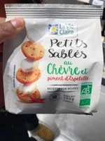 Petits sablés au chevre et pilent d'espelette