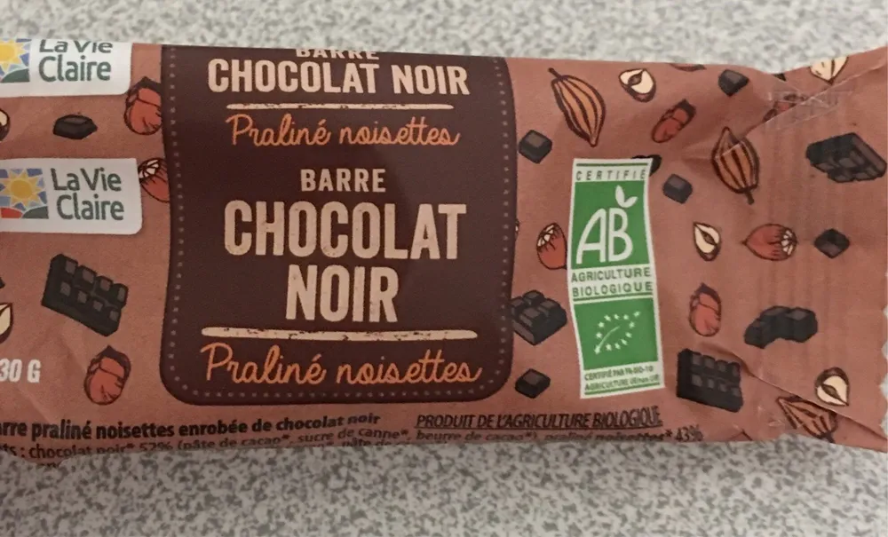 Barre chocolat noir praliné noisettes