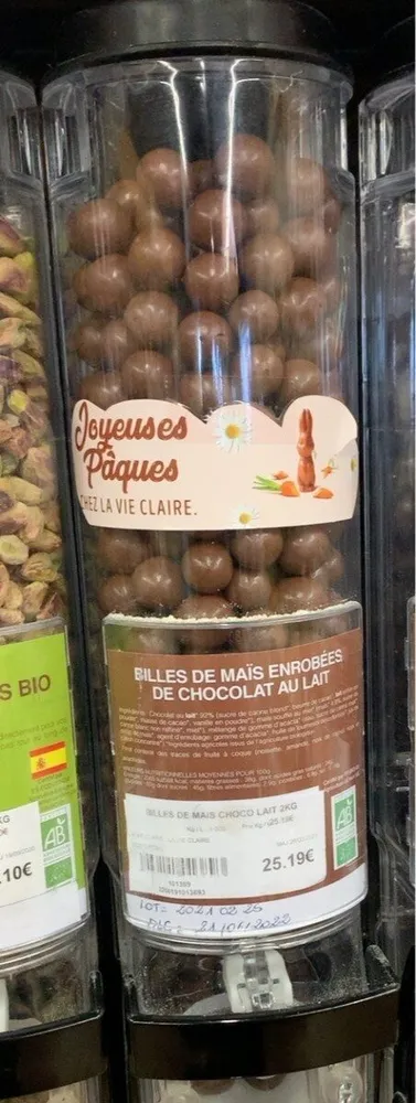Billes de mais enrobées de chocolat au lait
