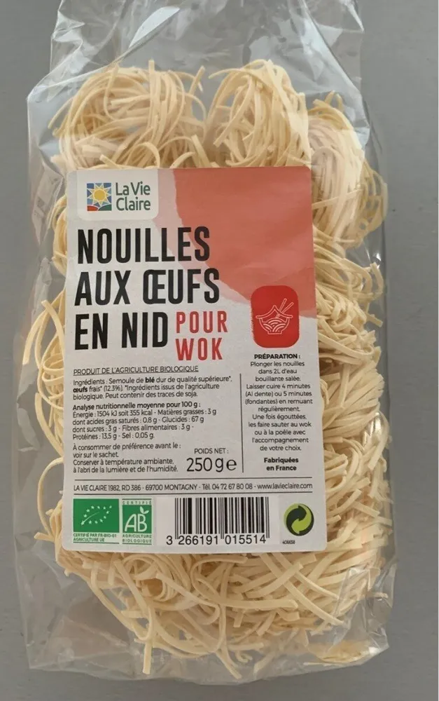 Nouilles aux oeufs en nid