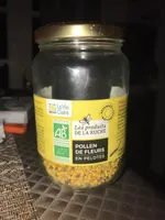 Pollen de fleurs en pelote