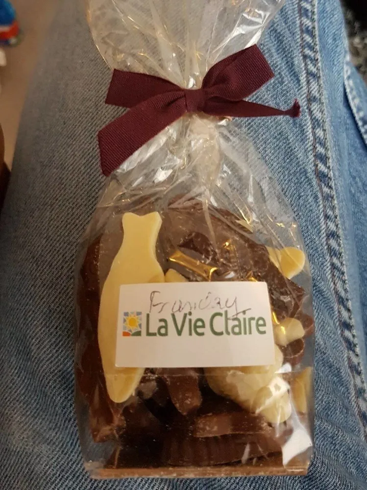 Sachet fritures aux chocolats noir lait et blanc