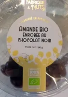 Amande bio enrobée au chocolat noir