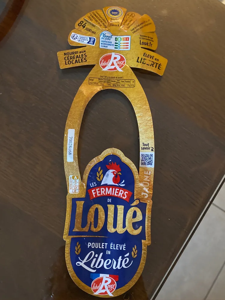 Poulet loué jaune fermier