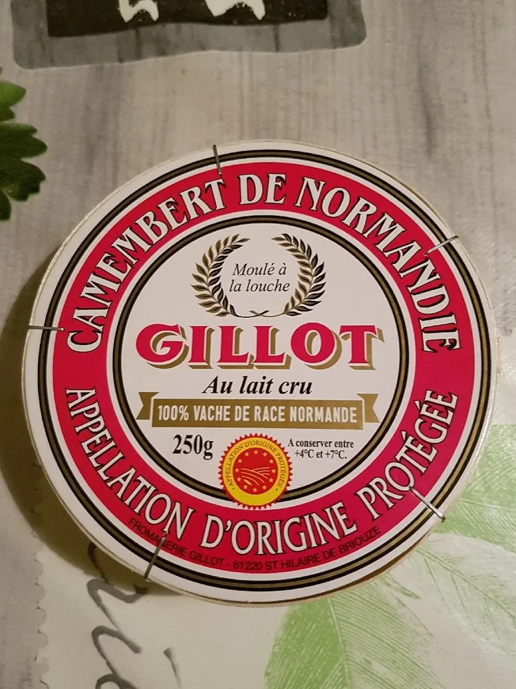Camembert Lait cru (100% vache de race normande)