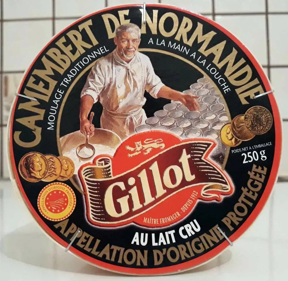 Camembert de Normandie AOP au Lait Cru (22% MG)