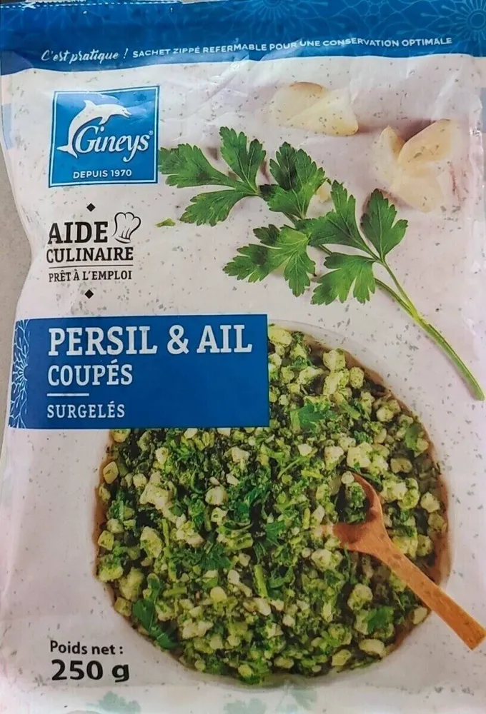 Persil et ail coupés