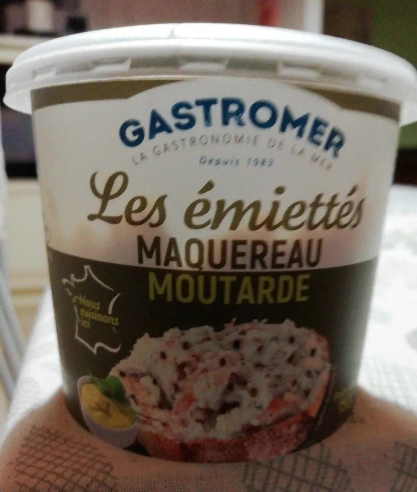 Les émiettés maquereau cuisiné au vin blanc