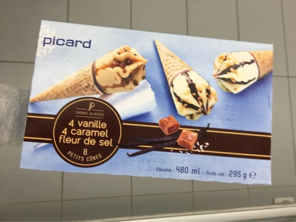 8 petits cones