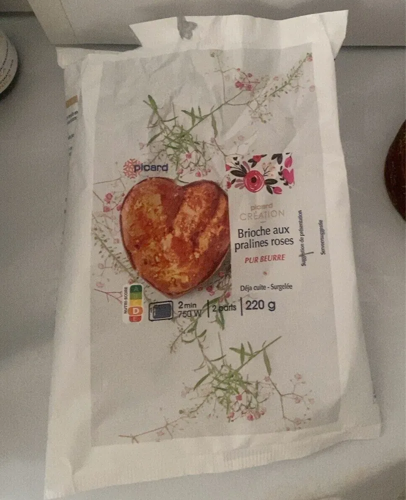 Brioche aux pralines roses
