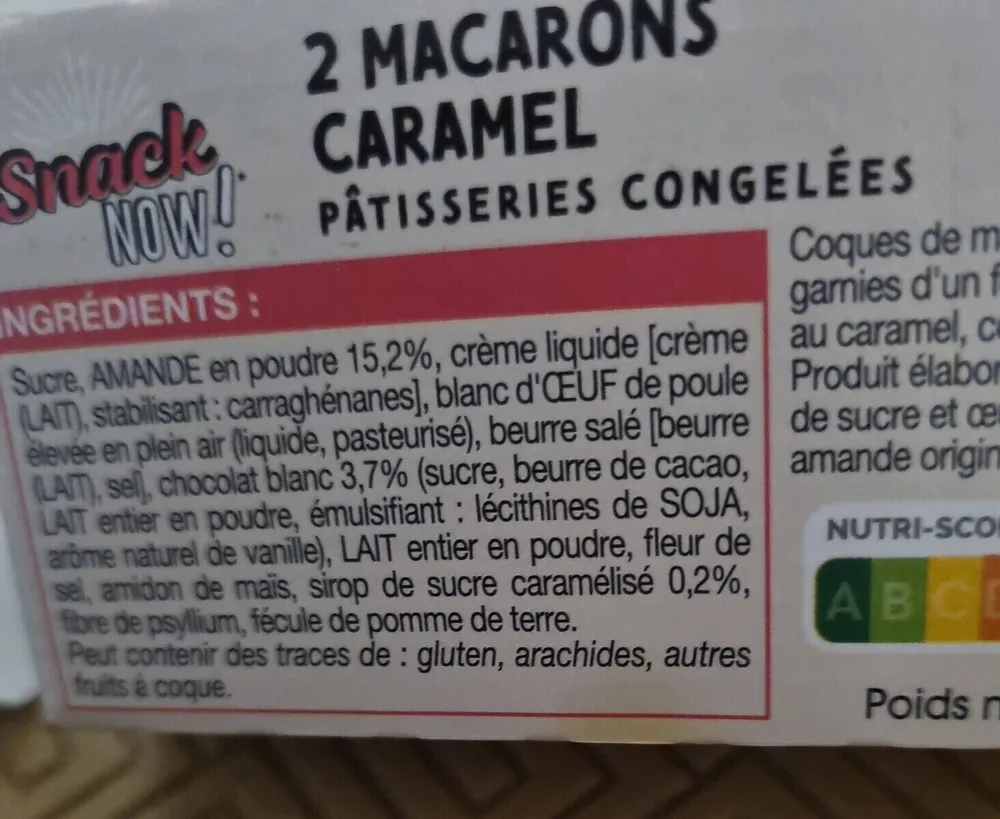 2 macarons caramel