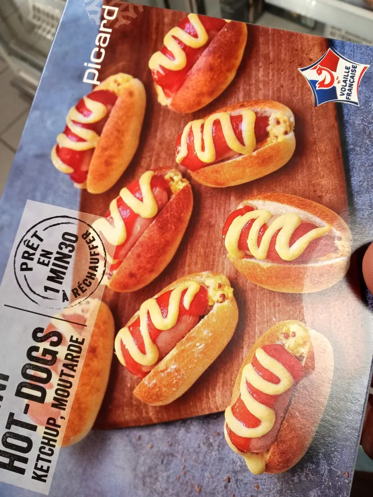 8 mini hot dogs