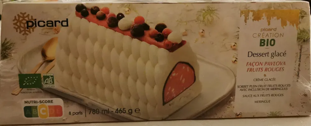 Dessert glacé façon pavlova fruits rouges bio