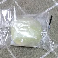 1 mochi glacé à la pistache