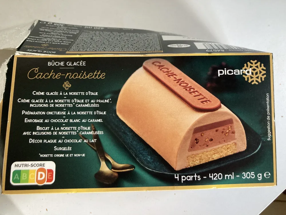 Bûche glacée cache-noisette