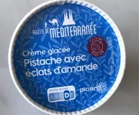 Crème glacée pistache avec éclats d’amande