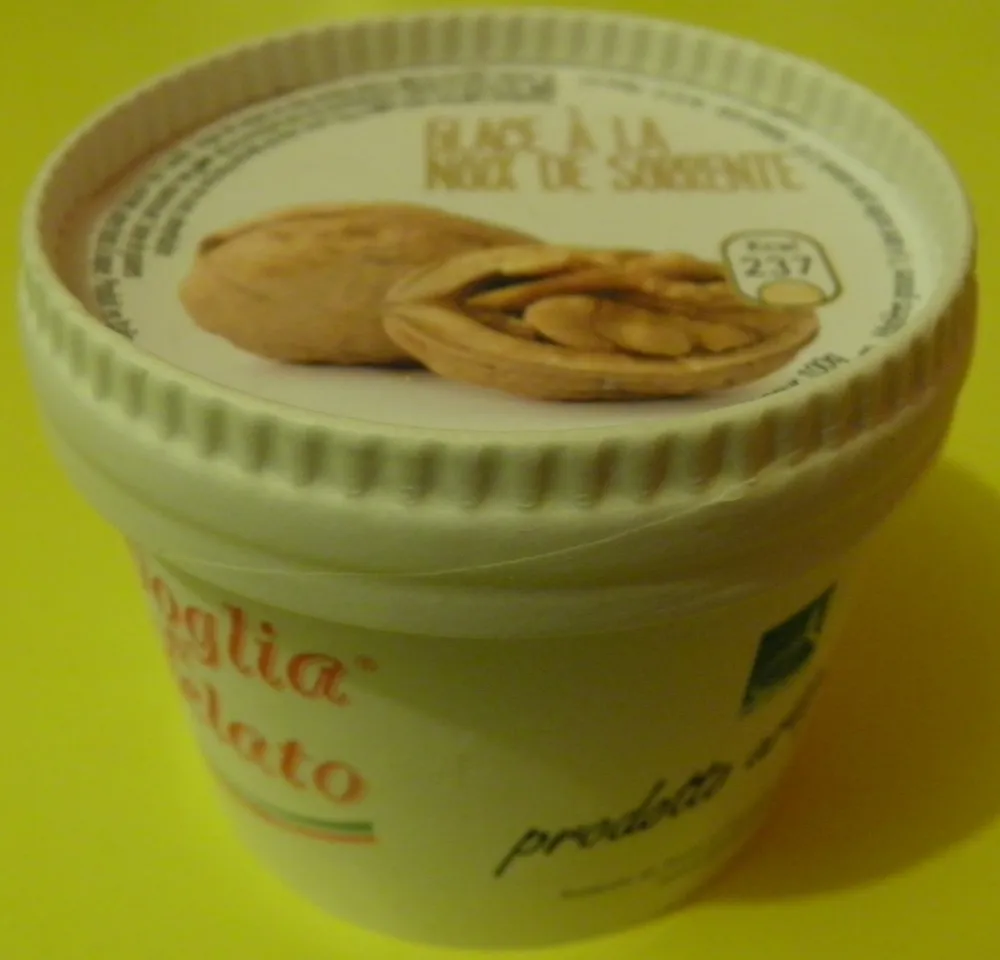 Glace à la noix de Sorrente
