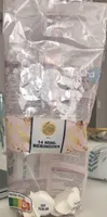 14 mini meringues