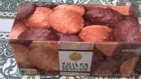 Tuiles chocolat noir et lait aux éclats de noisettes