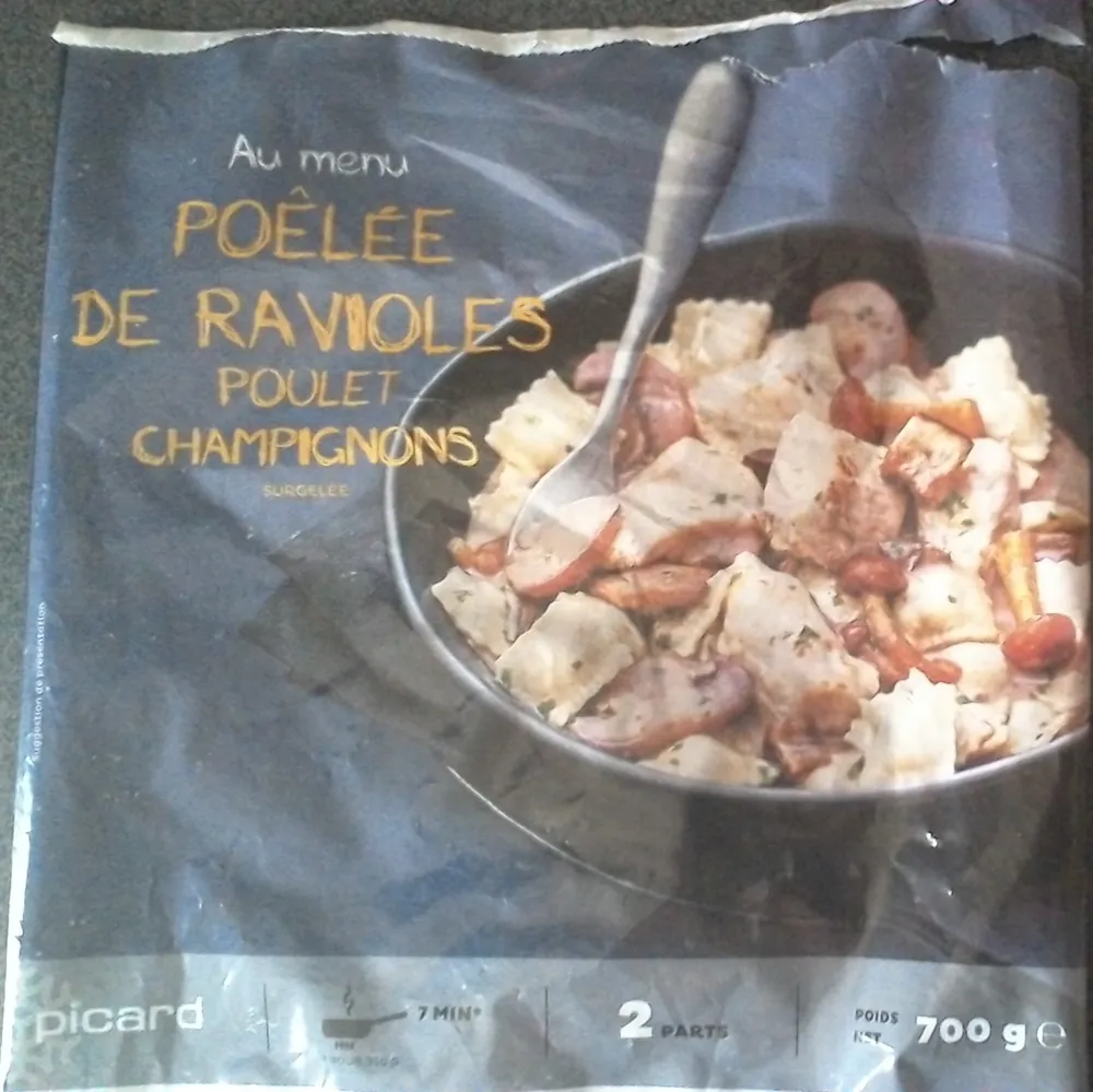 Poêlée de ravioles poulet champignons