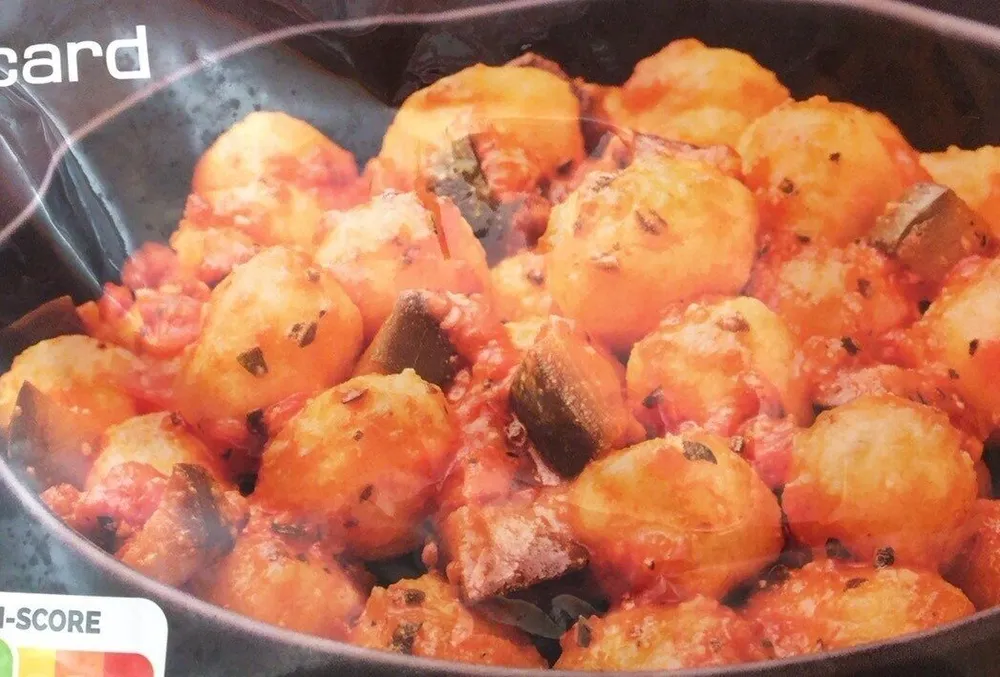 Billes de polenta et légumes à l norma