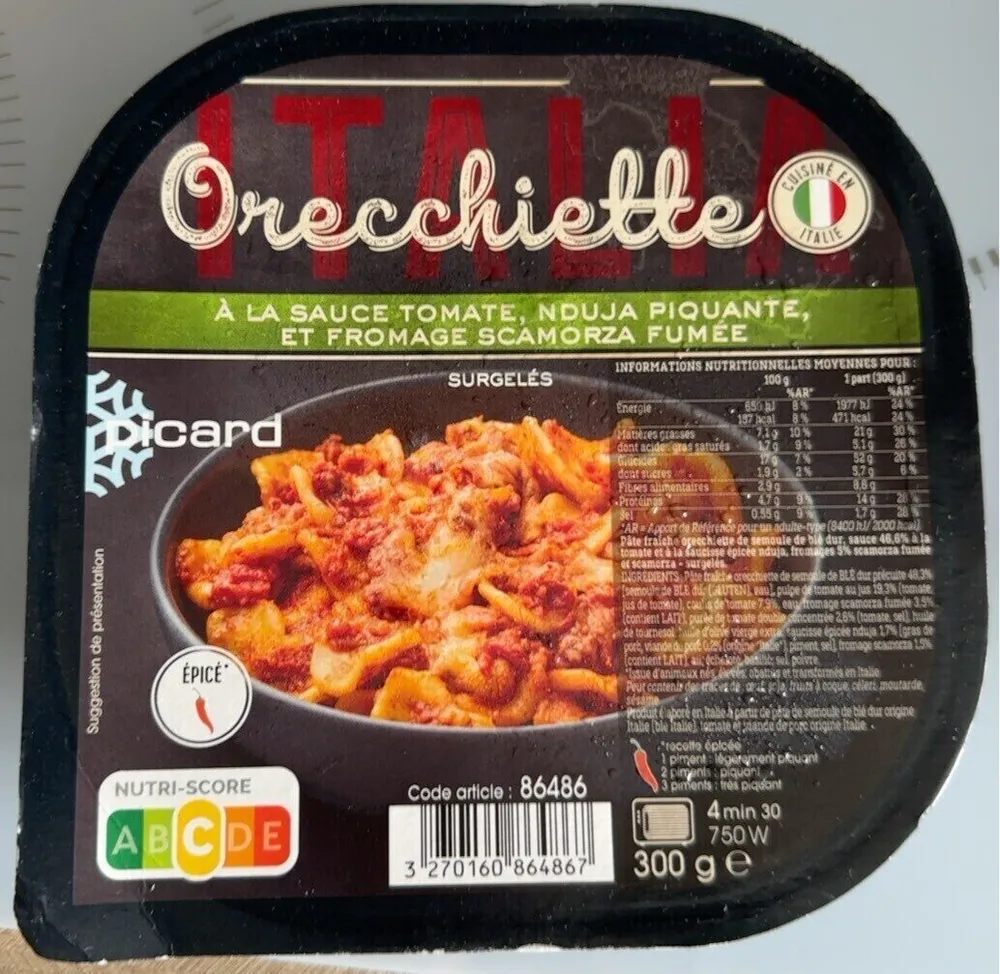Orecchiette À LA SAUCE TOMATE, NDUJA PIQUANTE, ET FROMAGE SCAMORZA FUMÉE