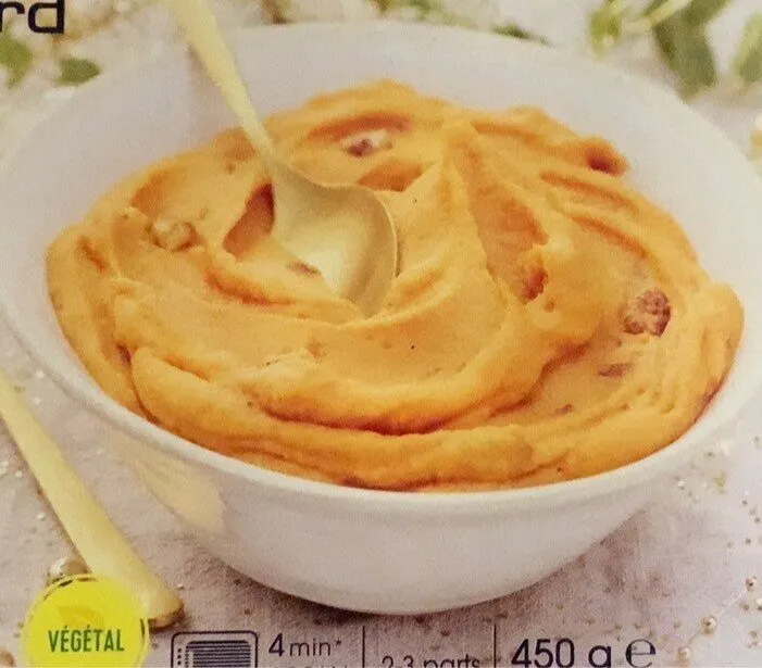 Purée patate douce, noix de pécan, épices de Noël