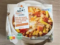 Bol de patate douce grillée, pois chiche, tomate
