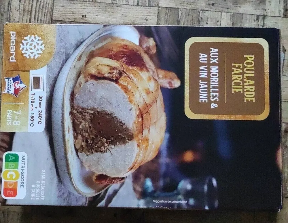 Poularde farcie aux morilles et au vin jaune