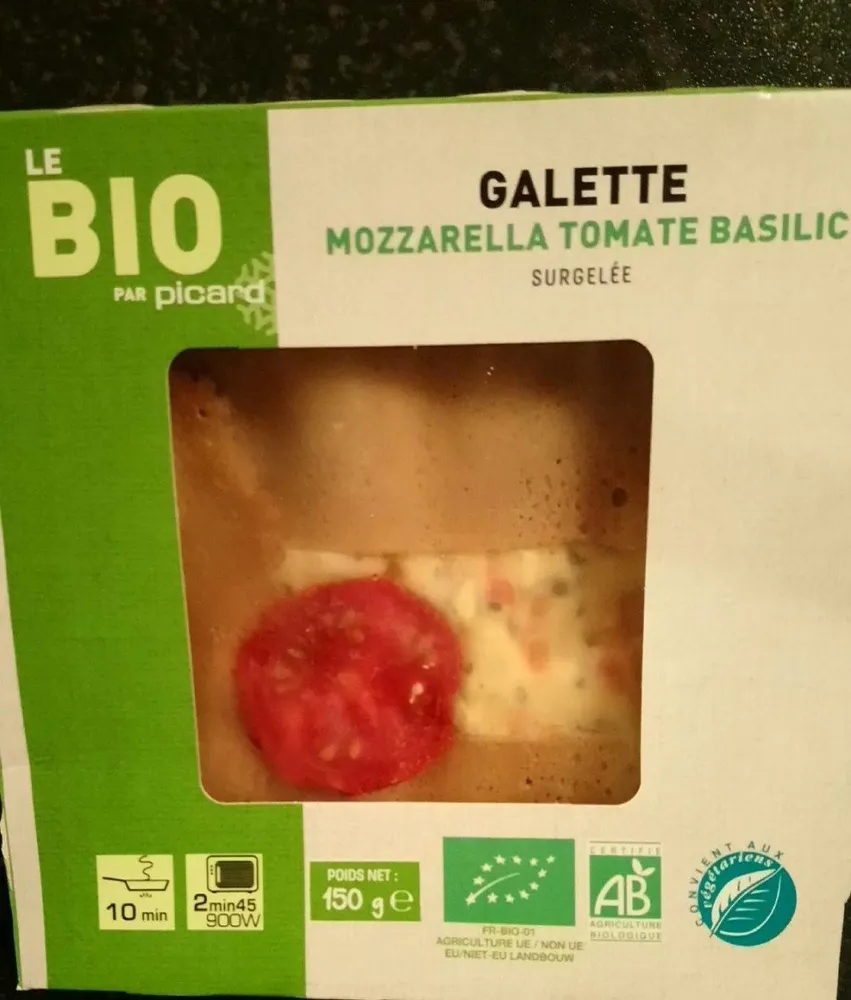 Galette mozzarella tomate basilic