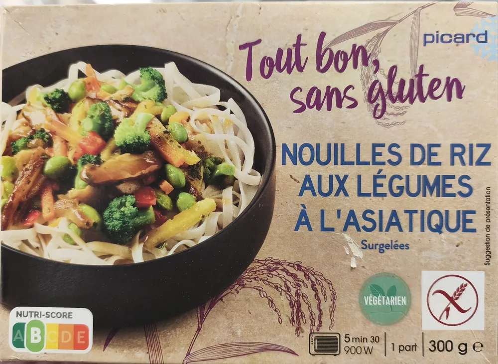 Nouilles de riz aux légumes à l'asiatique