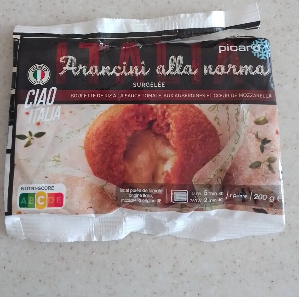 Arancini alla norma SURGELÉE BOULETTE DE RIZ À LA SAUCE TOMATE, AUX AUBERGINES ET CŒUR DE MOZZARELLA