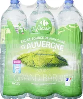 Eau de source de montagne d'auvergne