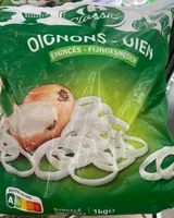 Oignons émincés