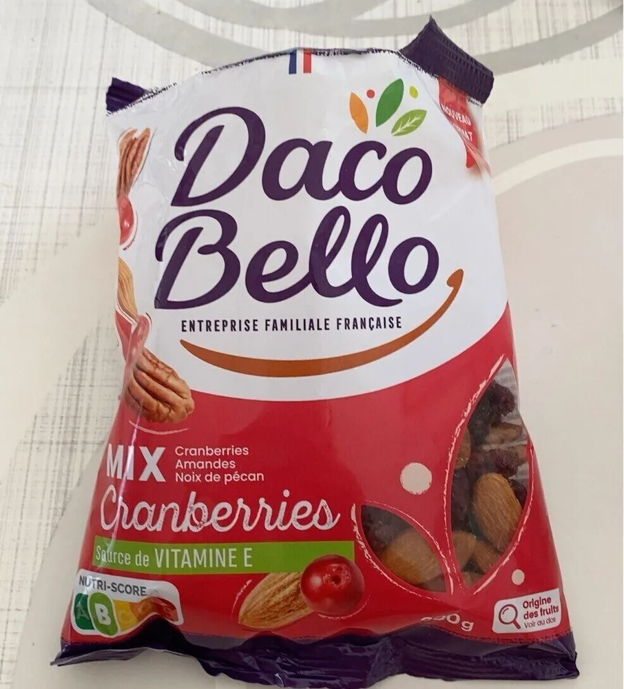 Mix cranberries