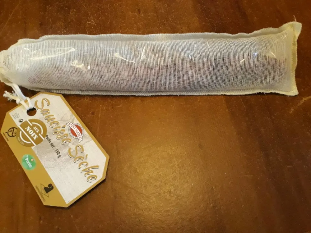 Saucisse sèche aux noix