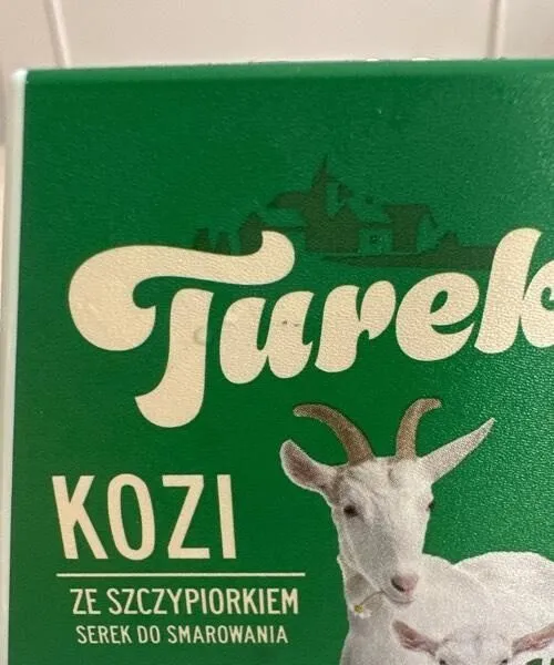 Serek twarogowy kozi ze szczypiorkiem