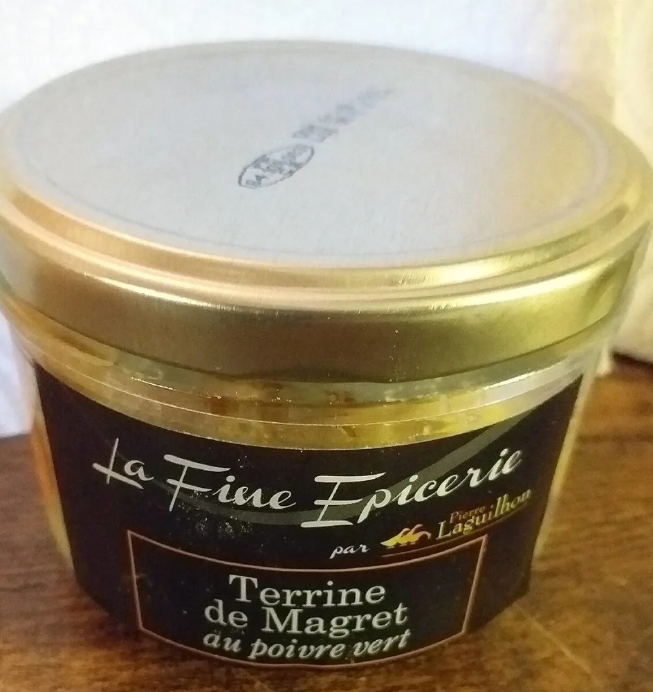 Terrine de magret au poivre vert