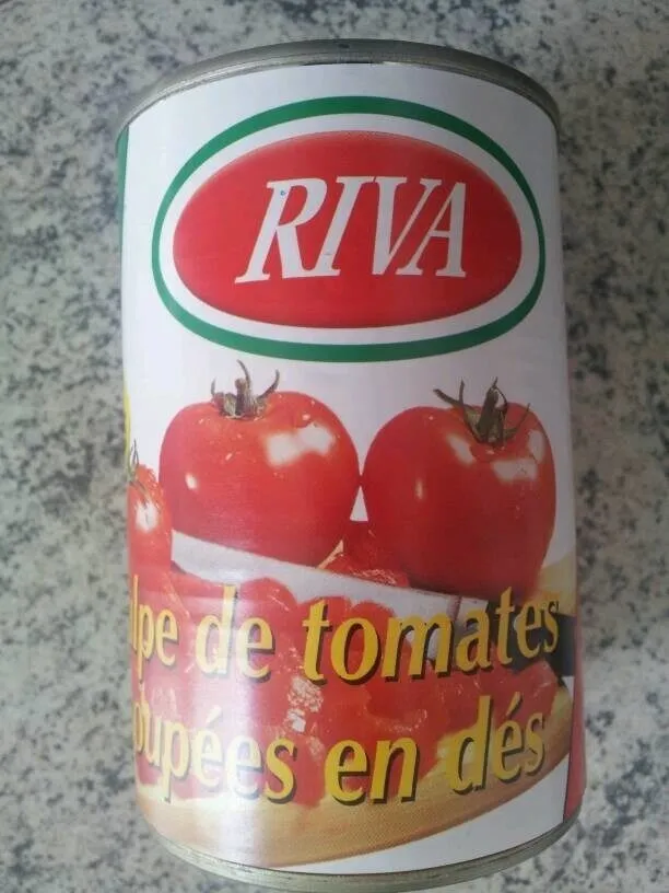Pulpe De Tomates Coupees En Des