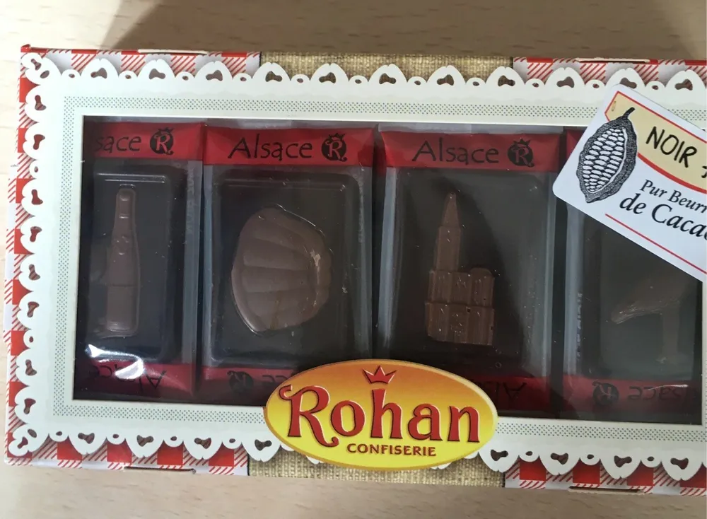 chocolat noir decoré