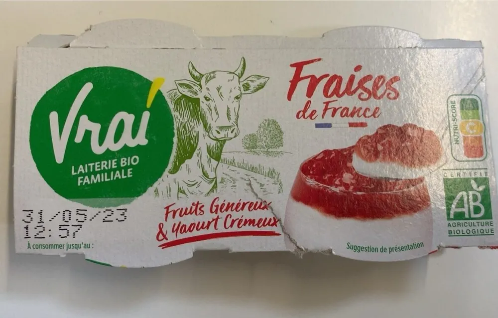 Yaourt crémeux et fraises de France