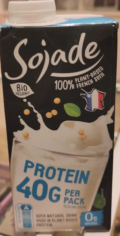 Organic soya-based natural drink, UHT