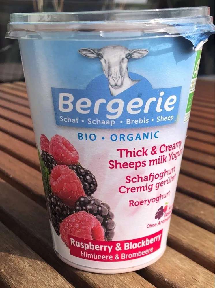 Thick & Creamy Sheeps milk Yogurt Raspberry & Blackberry