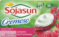 Postre de soja cremoso con frambuesa