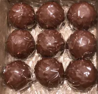 Chocolat au lait fourré au praliné